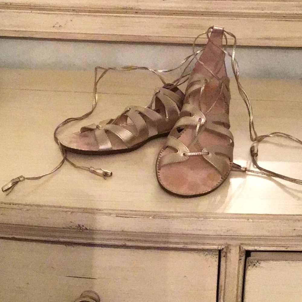 Lilly Pulitzer sandals